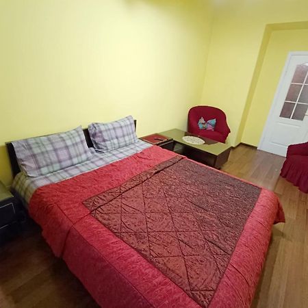 Apartment Anna Lviv Exterior photo